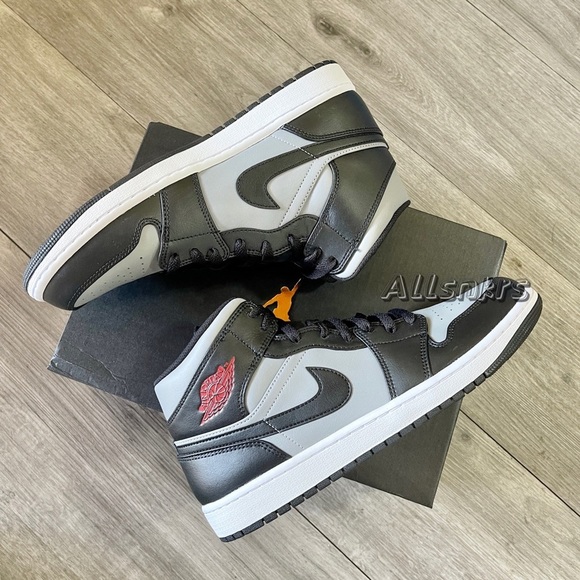 Air Jordan 1 Mid Black Gym Red Grey Men’s - Picture 4 of 7